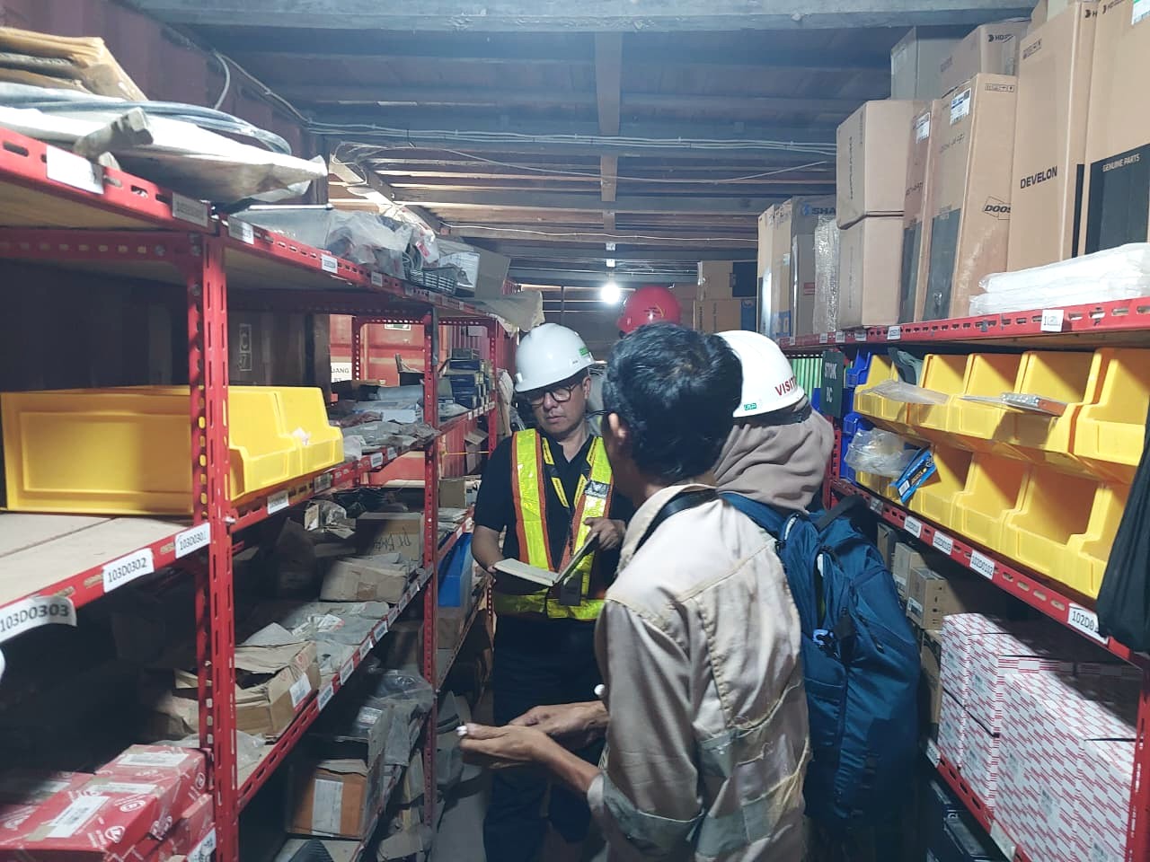 Audit departemen logistik di warehouse